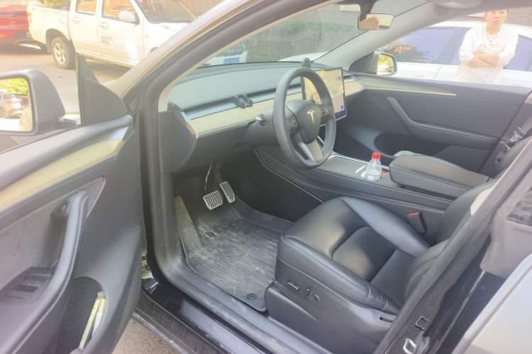 Used Tesla Model Y 2022 Revised Version Long-Range All-Wheel Drive Driver Seat