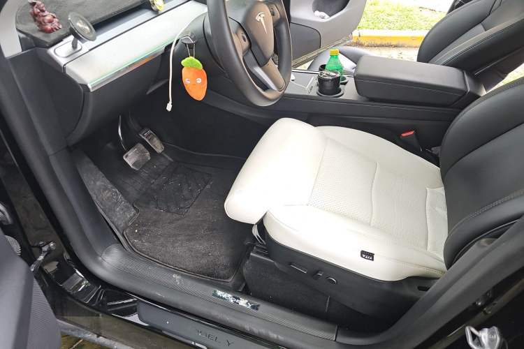 Used Tesla Model Y 2022 Revised Version Rear-Wheel Drive Driver Seat