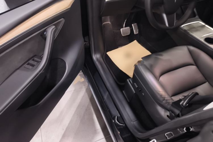 Used Tesla Model Y 2022 Revised Version Rear-Wheel Drive Driver Seat