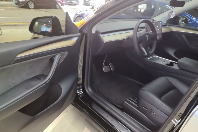 Used Tesla Model Y 2022 Revised Version Rear-Wheel Drive Driver Seat