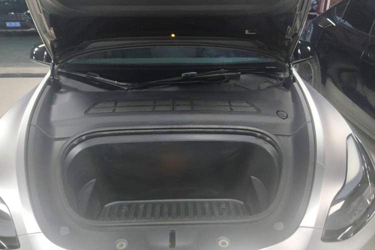 Used Tesla Model Y 2022 Revised Version Rear-Wheel Drive Engine Bay
