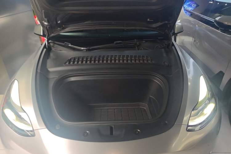 Used Tesla Model Y 2022 Revised Version Rear-Wheel Drive Engine Bay