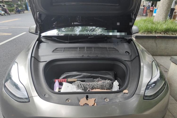 Used Tesla Model Y 2022 Rear-Wheel-Drive Version Engine Bay
