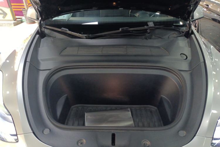Used Tesla Model Y 2022 Revised Version Long-Range All-Wheel Drive Engine Bay
