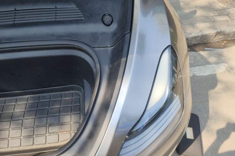 Used Tesla Model Y 2022 Performance High-Performance All-Wheel-Drive Version Engine Bay Left