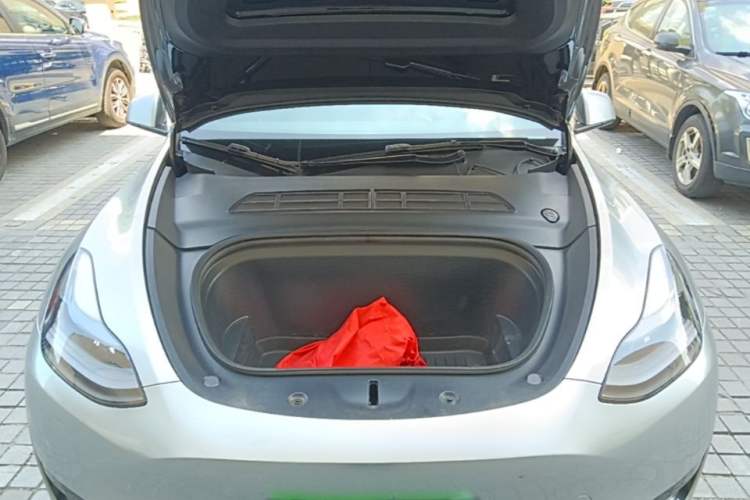 Used Tesla Model Y 2022 Revised Version Rear-Wheel Drive Engine Bay