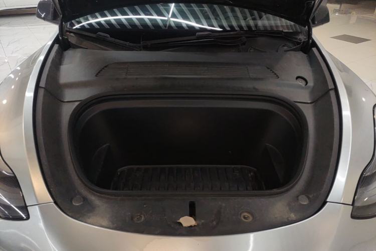 Used Tesla Model Y 2022 Rear-Wheel-Drive Version Engine Bay