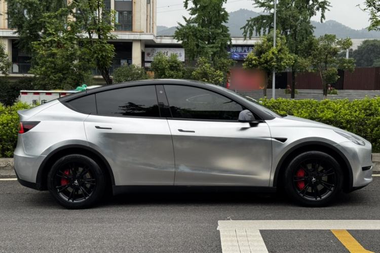 Used Tesla Model Y 2022 Revised Version Rear-Wheel Drive Exterior 1