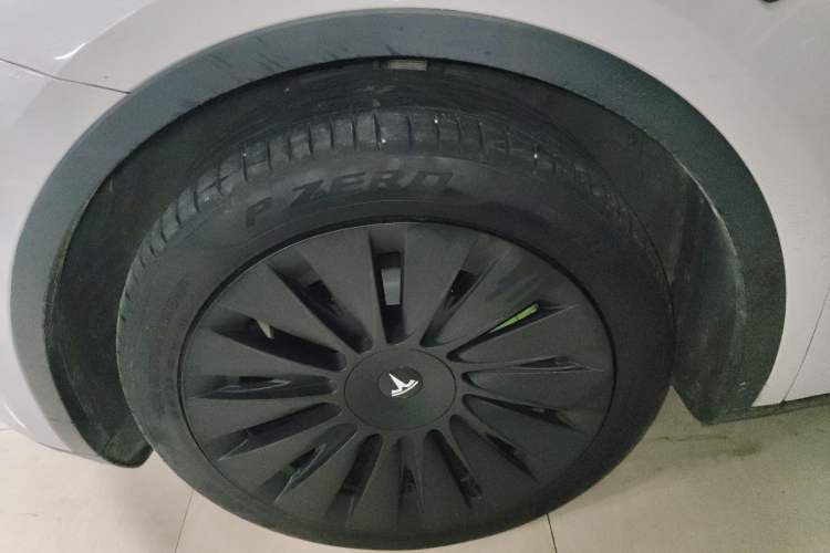 Used Tesla Model Y 2022 Revised Version Rear-Wheel Drive Exterior 3