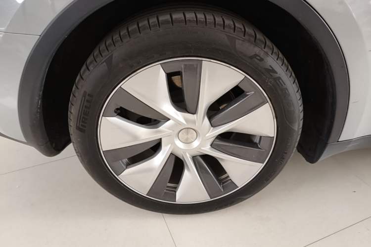 Used Tesla Model Y 2022 Revised Version Rear-Wheel Drive Exterior 5