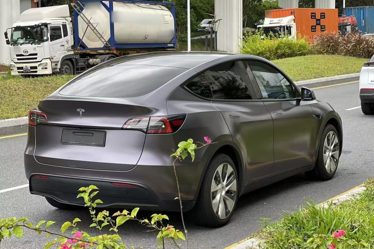 Used Tesla Model Y 2022 Rear-Wheel-Drive Version Exterior 5