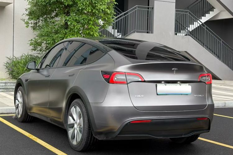 Used Tesla Model Y 2022 Rear-Wheel-Drive Version Exterior 6
