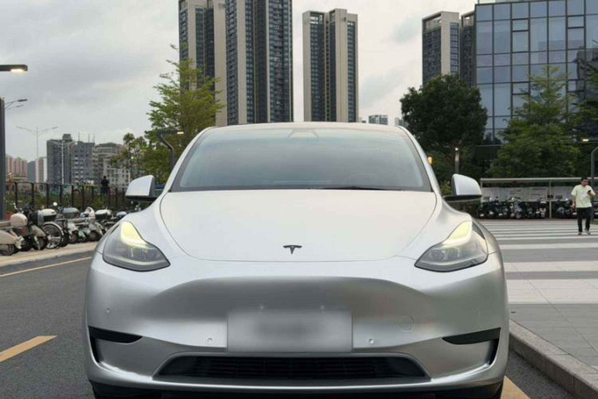 Used Tesla Model Y 2022 Revised Version Rear-Wheel Drive Exterior 9