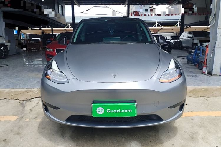 Used Tesla Model Y 2022 Rear-Wheel-Drive Version Front