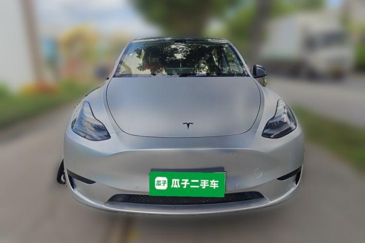 Used Tesla Model Y 2022 Rear-Wheel-Drive Version Front