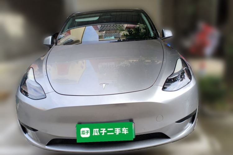 Used Tesla Model Y 2022 Rear-Wheel-Drive Version Front