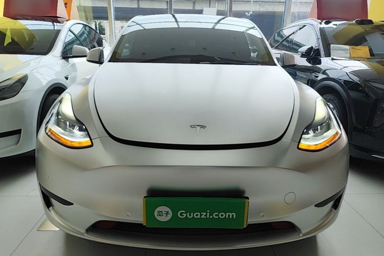 Used Tesla Model Y 2022 Rear-Wheel-Drive Version Front