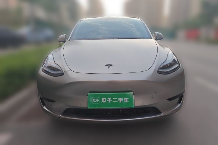 Used Tesla Model Y 2022 Rear-Wheel-Drive Version Front
