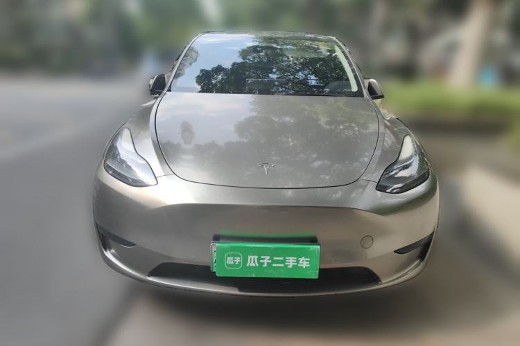Used Tesla Model Y 2022 Rear-Wheel-Drive Version Front