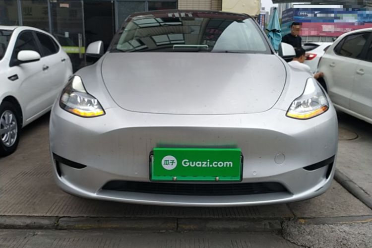 Used Tesla Model Y 2022 Rear-Wheel-Drive Version Front