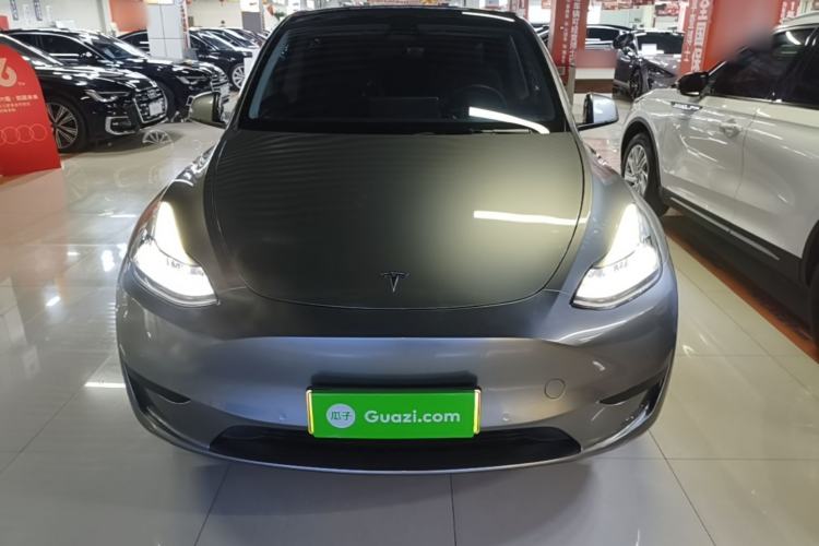 Used Tesla Model Y 2022 Rear-Wheel-Drive Version Front