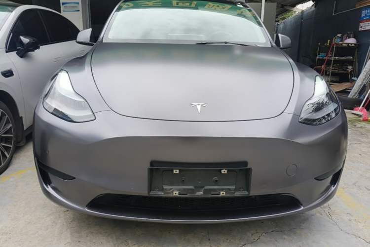 Used Tesla Model Y 2022 Rear-Wheel-Drive Version Front