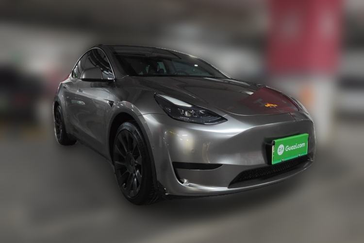Used Tesla Model Y 2022 Rear-Wheel-Drive Version Front Right 45 Deg