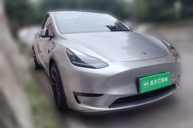 Used Tesla Model Y 2022 Performance High-Performance All-Wheel-Drive Version Front Right 45 Deg