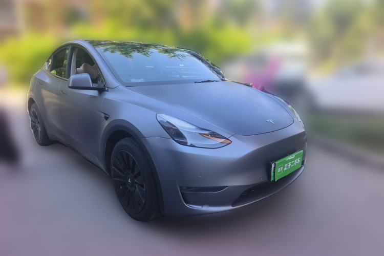 Used Tesla Model Y 2022 Revised Version Long-Range All-Wheel Drive Front Right 45 Deg