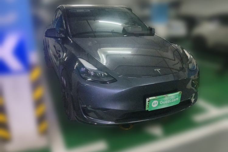 Used Tesla Model Y 2022 Performance High-Performance All-Wheel-Drive Version Front Right 45 Deg