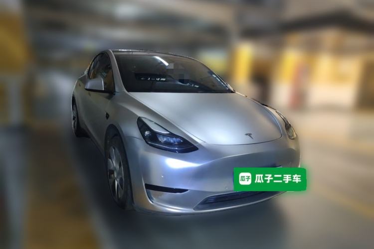 Used Tesla Model Y 2022 Rear-Wheel-Drive Version Front Right 45 Deg