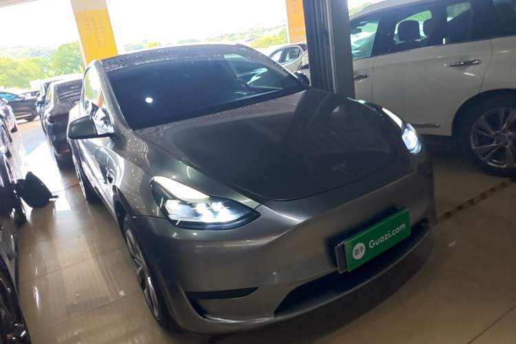 Used Tesla Model Y 2022 Revised Version Rear-Wheel Drive Front Right 45 Deg