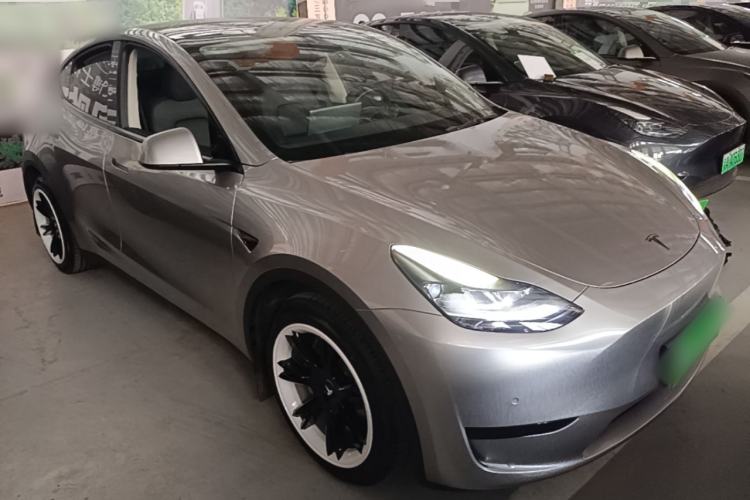 Used Tesla Model Y 2022 Revised Version Rear-Wheel Drive Front Right 45 Deg
