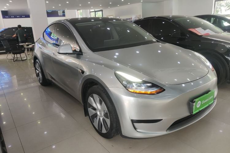 Used Tesla Model Y 2022 Revised Version Rear-Wheel Drive Front Right 45 Deg