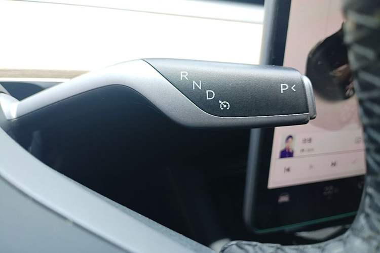 Used Tesla Model Y 2022 Rear-Wheel-Drive Version Gear Lever