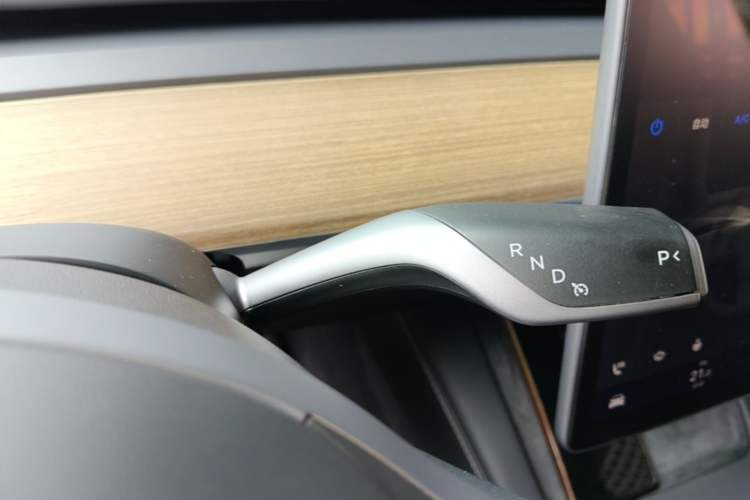 Used Tesla Model Y 2022 Rear-Wheel-Drive Version Gear Lever