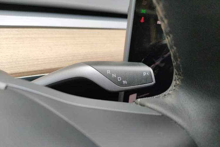 Used Tesla Model Y 2022 Rear-Wheel-Drive Version Gear Lever