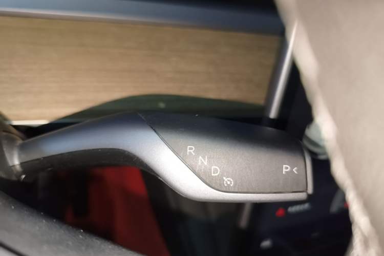 Used Tesla Model Y 2022 Rear-Wheel-Drive Version Gear Lever