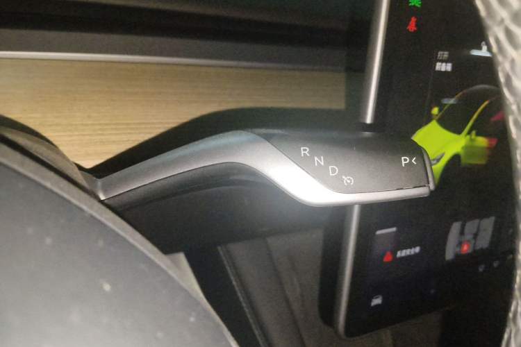 Used Tesla Model Y 2022 Performance High-Performance All-Wheel-Drive Version Gear Lever
