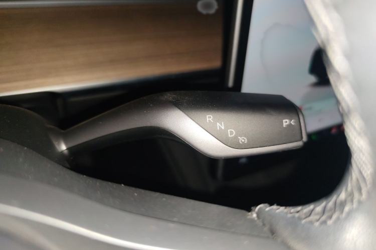 Used Tesla Model Y 2022 Rear-Wheel-Drive Version Gear Lever