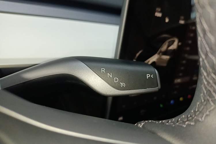 Used Tesla Model Y 2022 Rear-Wheel-Drive Version Gear Lever