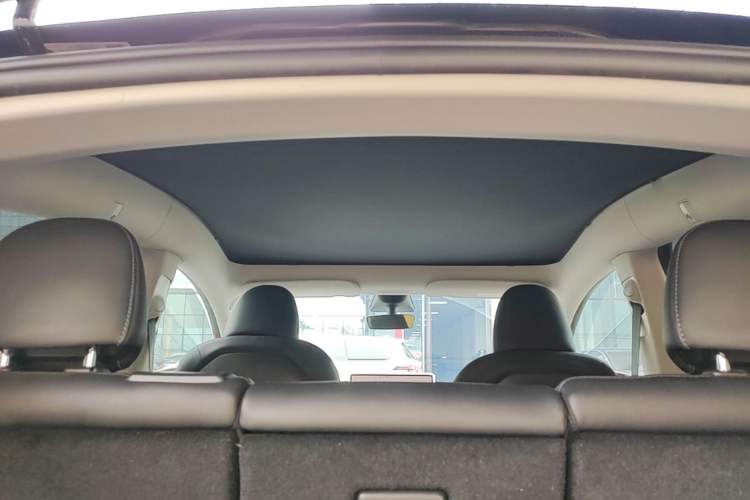 Used Tesla Model Y 2022 Revised Version Rear-Wheel Drive Headliner