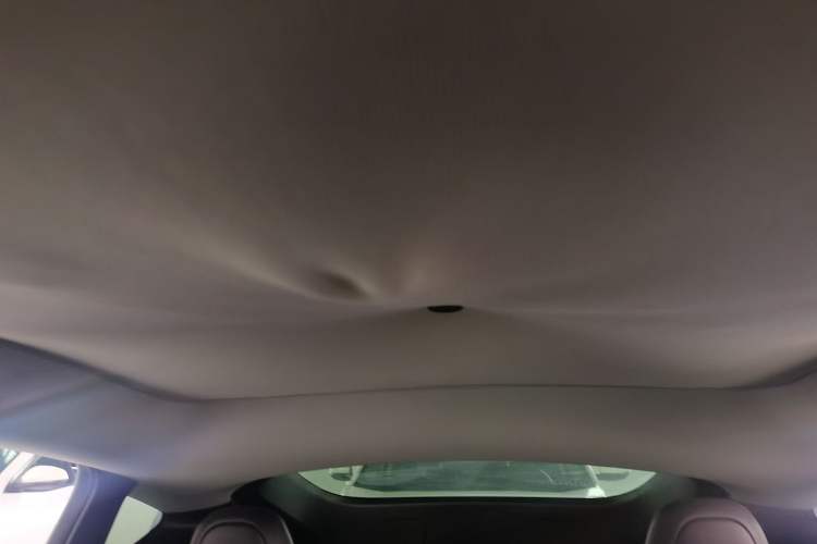 Used Tesla Model Y 2022 Revised Version Rear-Wheel Drive Headliner