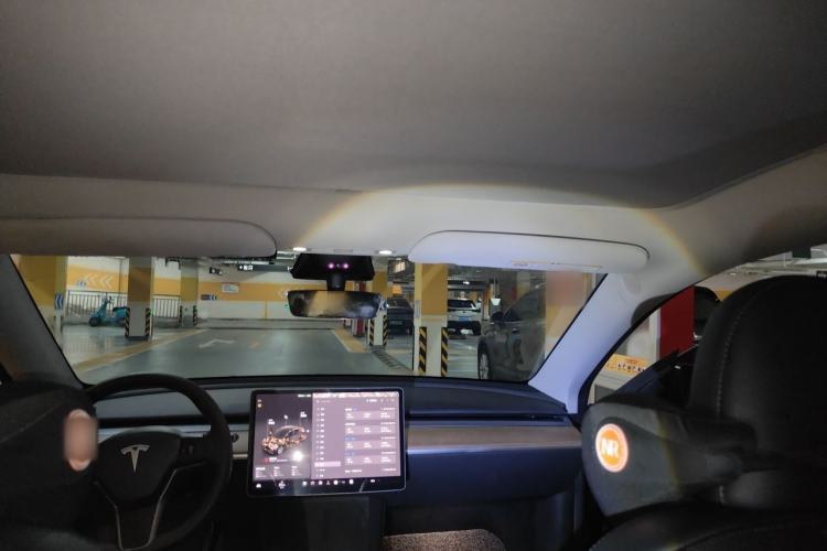 Used Tesla Model Y 2022 Rear-Wheel-Drive Version Headliner