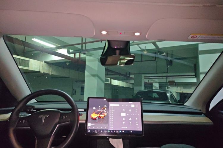 Used Tesla Model Y 2022 Rear-Wheel-Drive Version Headliner