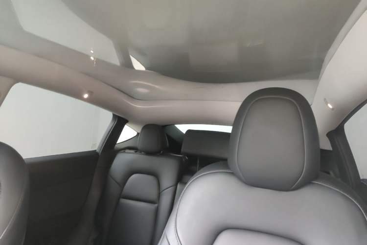 Used Tesla Model Y 2022 Revised Version Rear-Wheel Drive Headliner