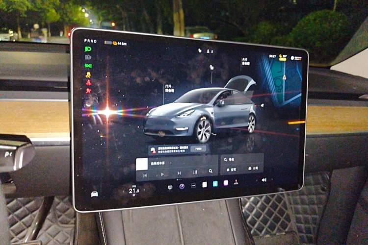 Used Tesla Model Y 2022 Revised Version Rear-Wheel Drive Instrument Cluster