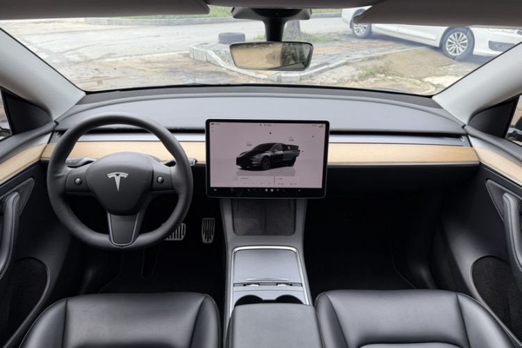 Used Tesla Model Y 2022 Revised Version Rear-Wheel Drive Interior 2