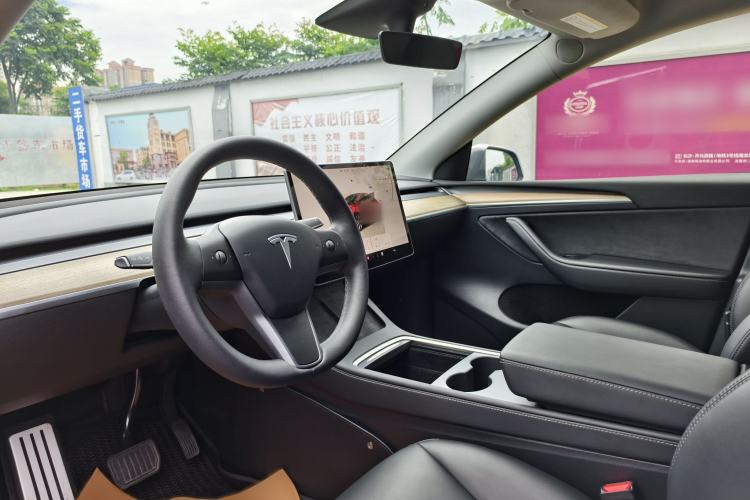 Used Tesla Model Y 2022 Revised Version Rear-Wheel Drive Interior 2