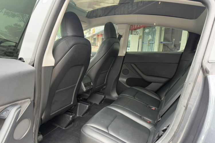 Used Tesla Model Y 2022 Revised Version Rear-Wheel Drive Interior 3